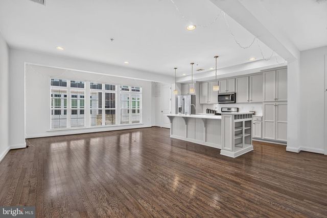 214 MAYER PL, Lancaster, PA 17601