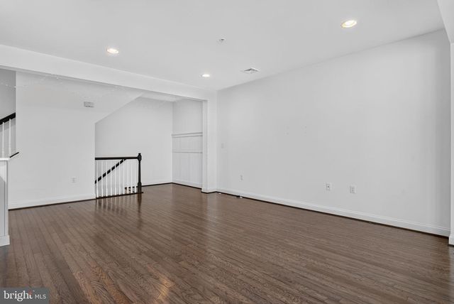 214 MAYER PL, Lancaster, PA 17601