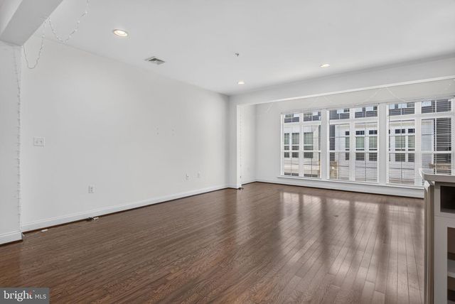 214 MAYER PL, Lancaster, PA 17601