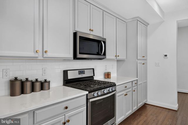 214 MAYER PL, Lancaster, PA 17601