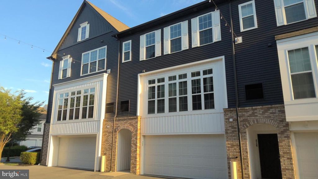 214 MAYER PL, Lancaster, PA 17601