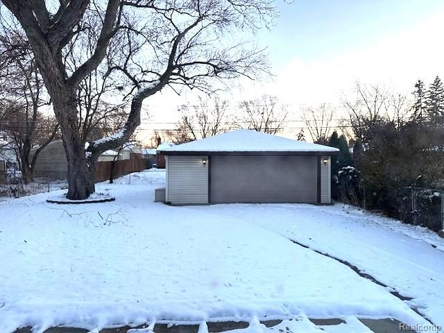 30817 Birchwood Street, Westland, MI 48186