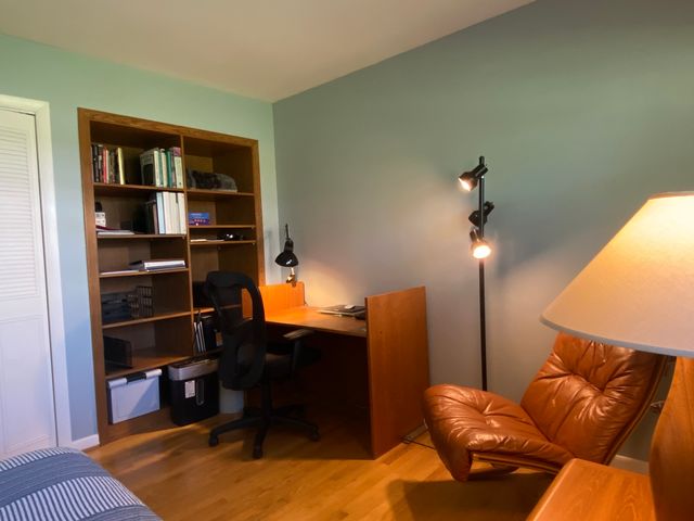 660 Versailles Circle F, Elk Grove Village, IL 60007