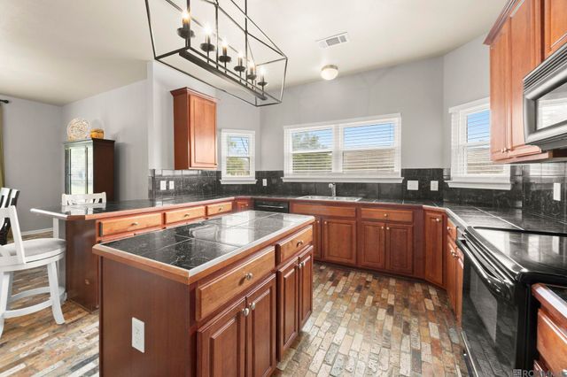 36385 Crestway Ave, Prairieville, LA 70769