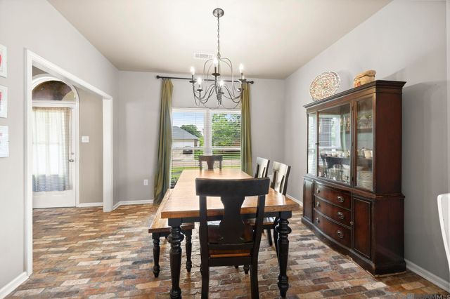 36385 Crestway Ave, Prairieville, LA 70769