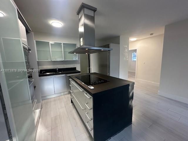 2501 NE 184th Terrace 2503, North Miami Beach, FL 33160