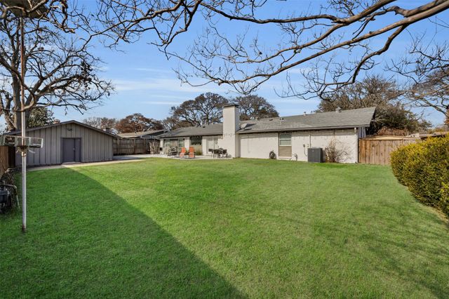 3950 Deep Valley Drive, Dallas, TX 75244