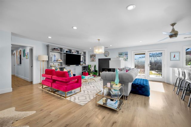 3950 Deep Valley Drive, Dallas, TX 75244