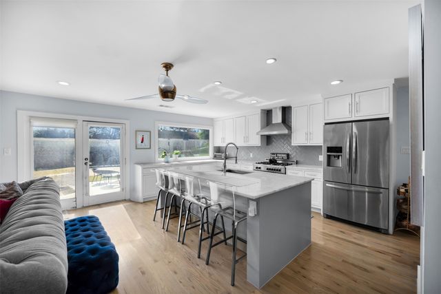 3950 Deep Valley Drive, Dallas, TX 75244