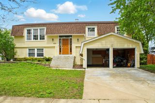 424 Cumberland Lane, Bolingbrook, IL 60440