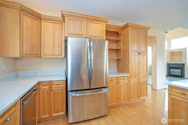 4008 42nd Street NE, Tacoma, WA 98422