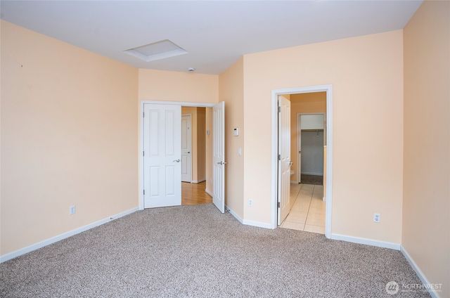 4008 42nd Street NE, Tacoma, WA 98422