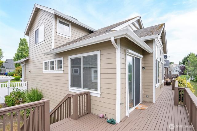 4008 42nd Street NE, Tacoma, WA 98422