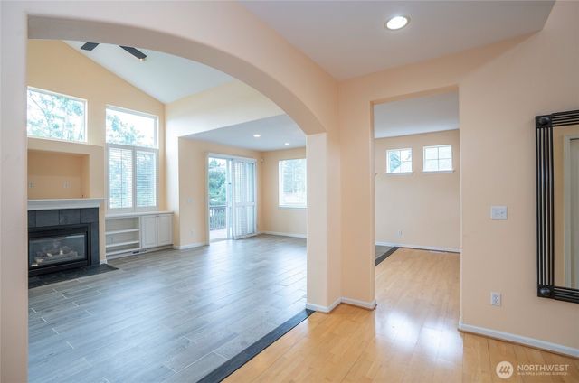 4008 42nd Street NE, Tacoma, WA 98422