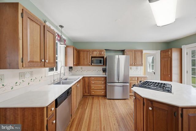 171 LAUREL GROVE RD, Winchester, VA 22602