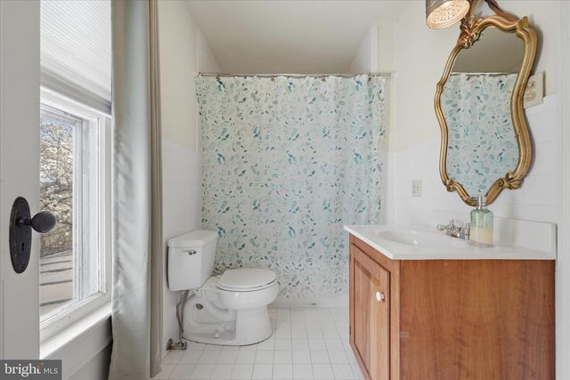 171 LAUREL GROVE RD, Winchester, VA 22602