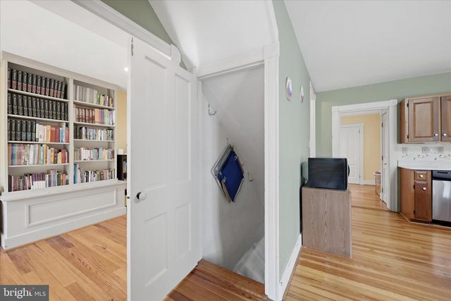 171 LAUREL GROVE RD, Winchester, VA 22602