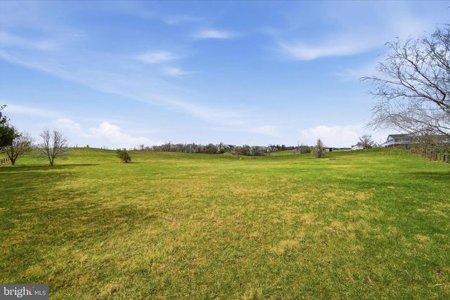 171 LAUREL GROVE RD, Winchester, VA 22602