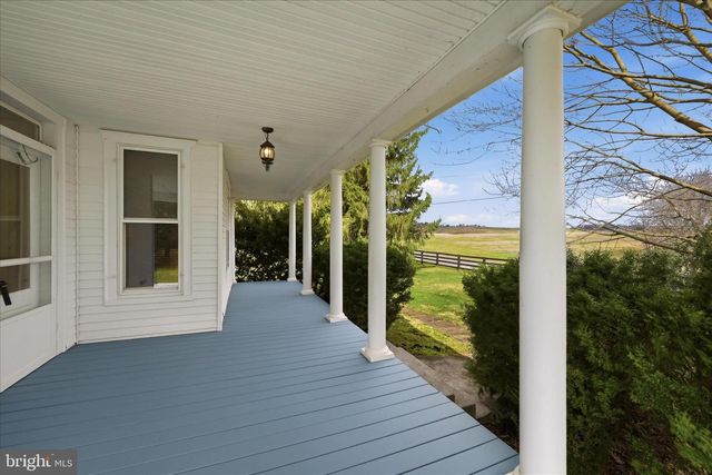 171 LAUREL GROVE RD, Winchester, VA 22602