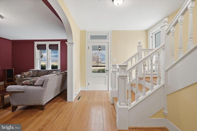 171 LAUREL GROVE RD, Winchester, VA 22602