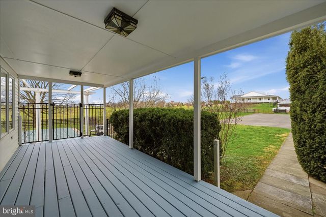 171 LAUREL GROVE RD, Winchester, VA 22602