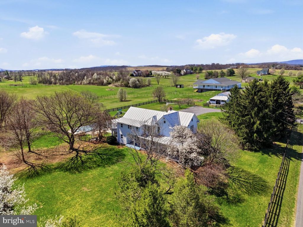 171 LAUREL GROVE RD, Winchester, VA 22602
