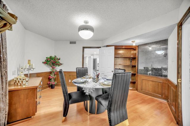 504 Cholla Court, Fort Worth, TX 76112