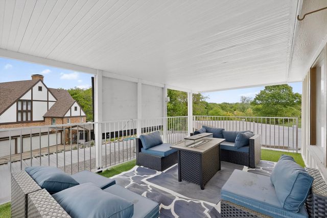 504 Cholla Court, Fort Worth, TX 76112