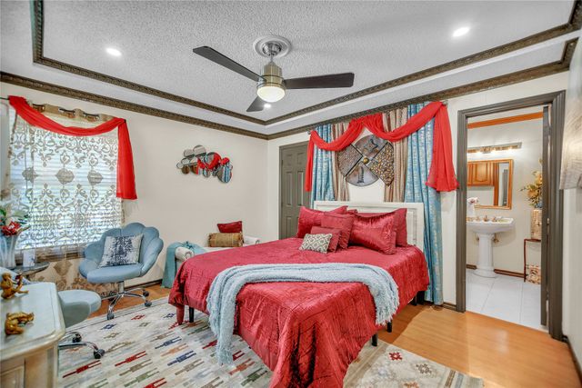 504 Cholla Court, Fort Worth, TX 76112