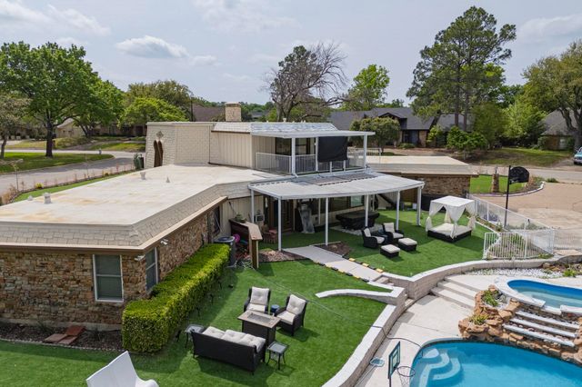 504 Cholla Court, Fort Worth, TX 76112