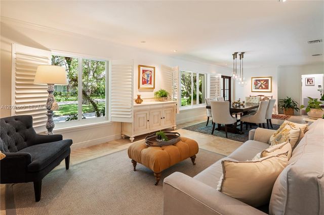 16032 SW 74th Pl, Palmetto Bay, FL 33157