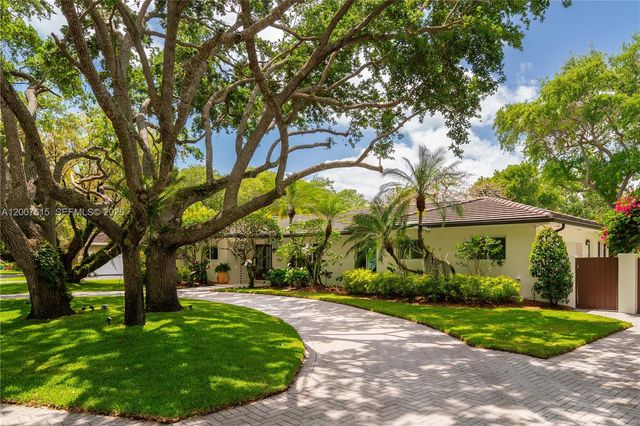 16032 SW 74th Pl, Palmetto Bay, FL 33157