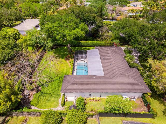 16032 SW 74th Pl, Palmetto Bay, FL 33157