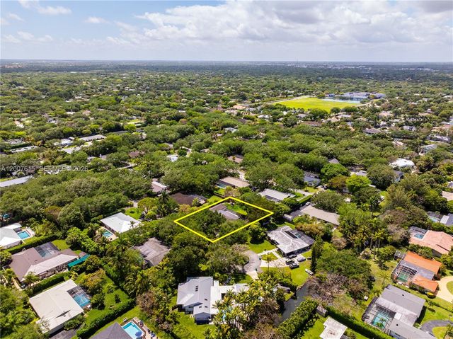 16032 SW 74th Pl, Palmetto Bay, FL 33157