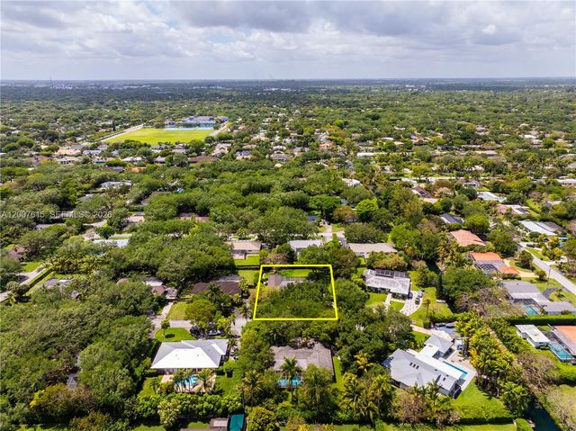 16032 SW 74th Pl, Palmetto Bay, FL 33157