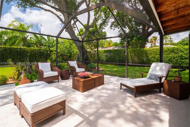 16032 SW 74th Pl, Palmetto Bay, FL 33157