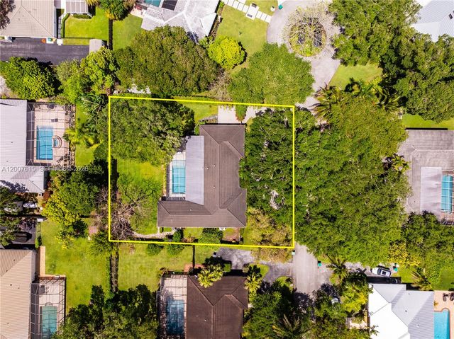 16032 SW 74th Pl, Palmetto Bay, FL 33157