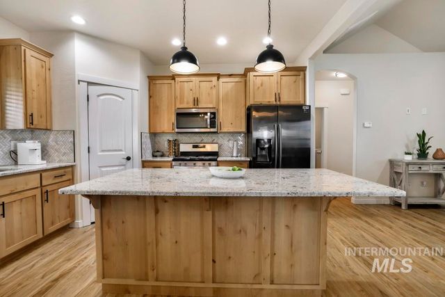 719 E Avenue J, Jerome, ID 83338