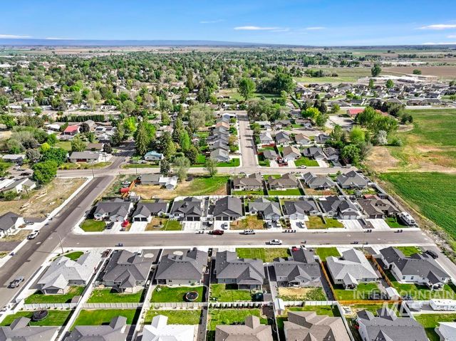 719 E Avenue J, Jerome, ID 83338
