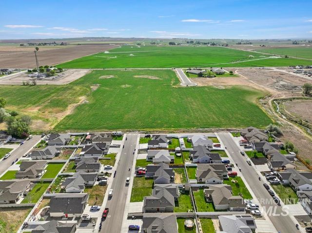 719 E Avenue J, Jerome, ID 83338