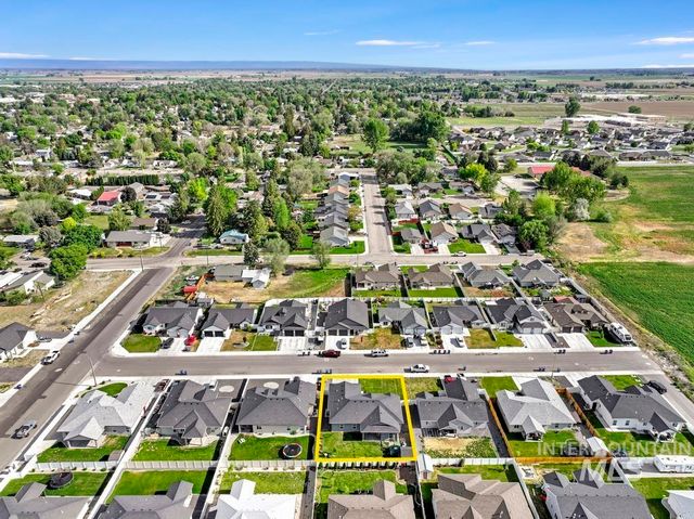 719 E Avenue J, Jerome, ID 83338