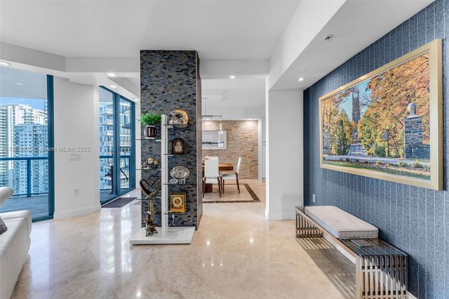 333 Las Olas Way 2505, Fort Lauderdale, FL 33301