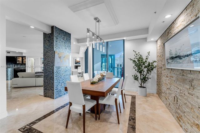 333 Las Olas Way 2505, Fort Lauderdale, FL 33301