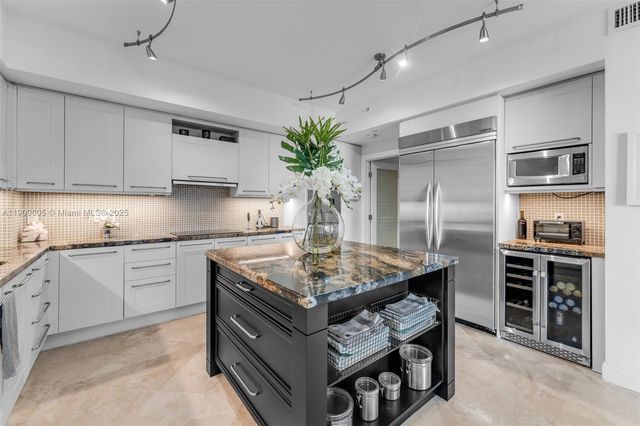 333 Las Olas Way 2505, Fort Lauderdale, FL 33301