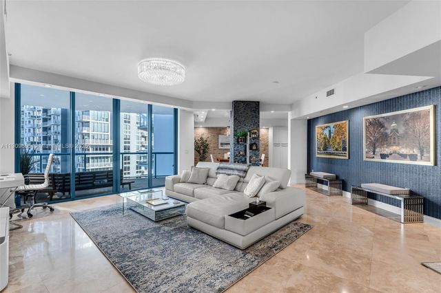 333 Las Olas Way 2505, Fort Lauderdale, FL 33301