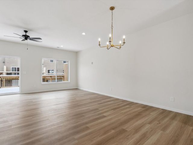 948 Dubs Drive, Iowa City, IA 52246