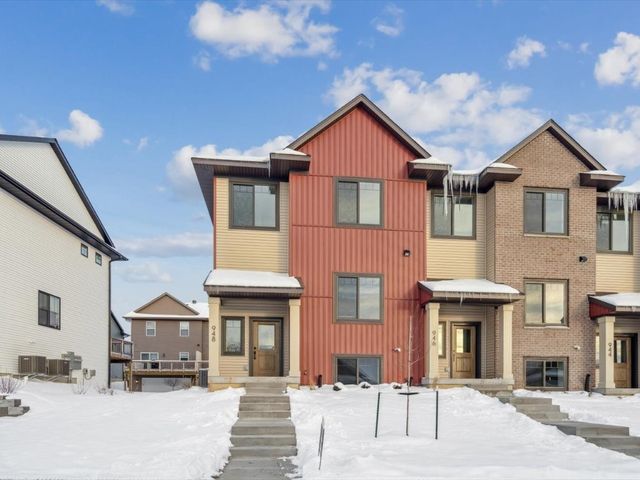 948 Dubs Drive, Iowa City, IA 52246