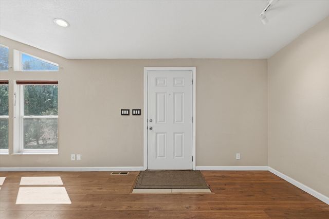 14 Easy Street, Tijeras, NM 87059