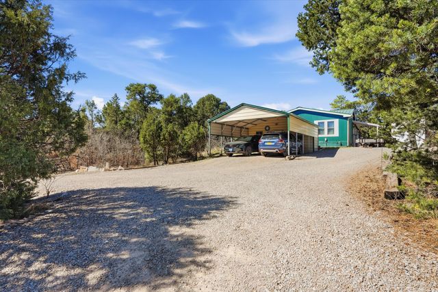 14 Easy Street, Tijeras, NM 87059