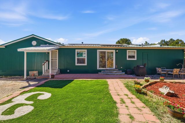 14 Easy Street, Tijeras, NM 87059